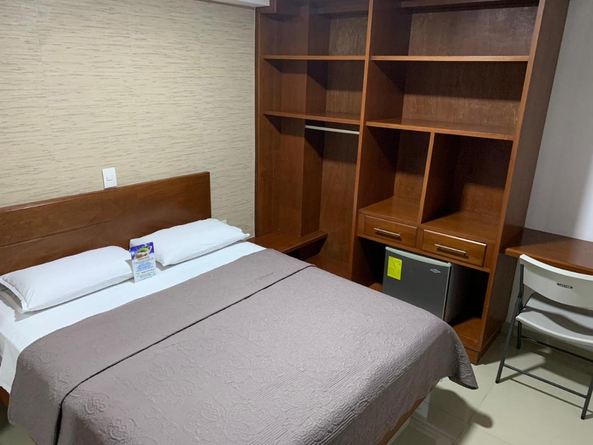 Hotel El Faro Буга Екстериор снимка